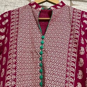Magenta white printed kameez